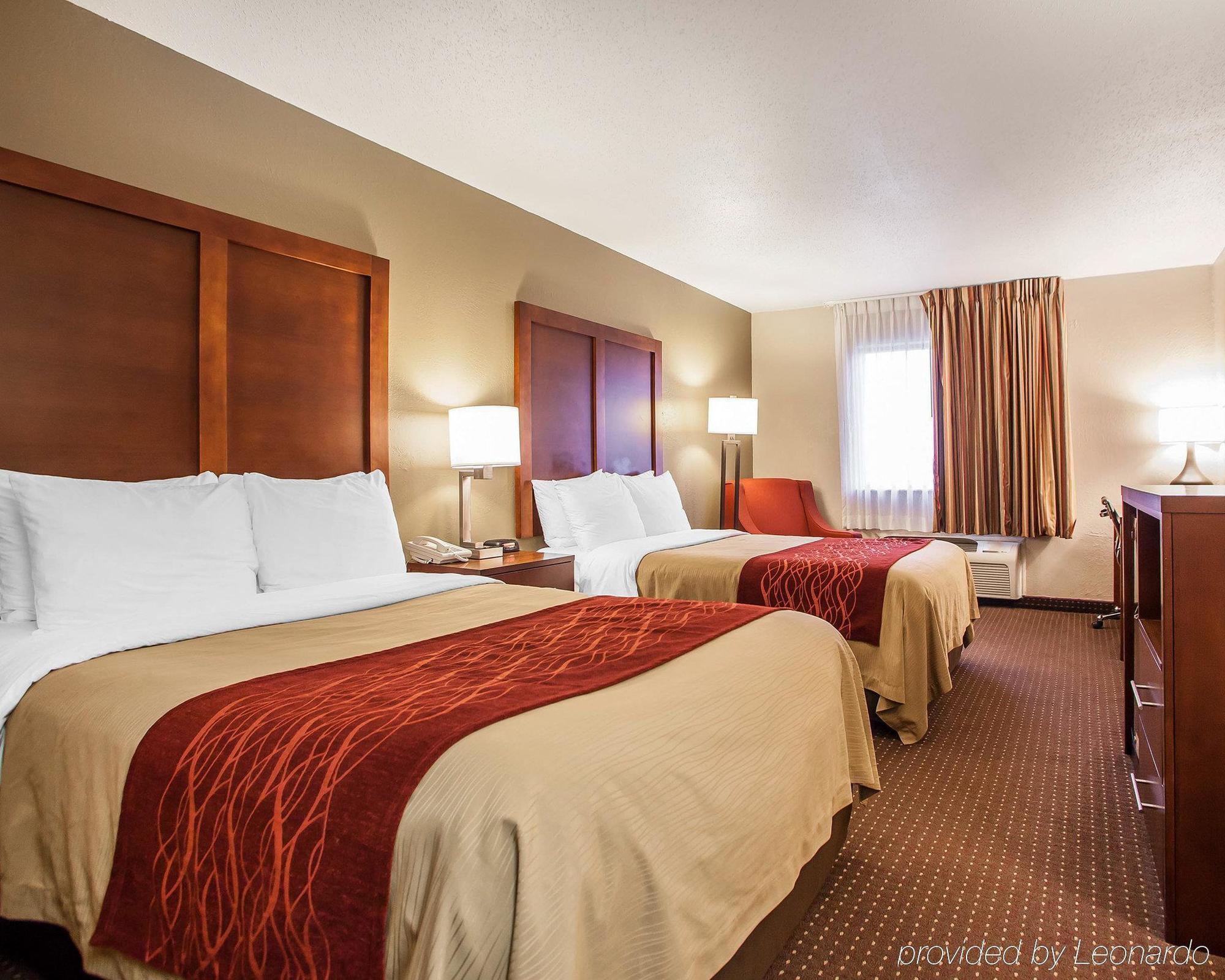 Quality Inn Waverly Exterior photo