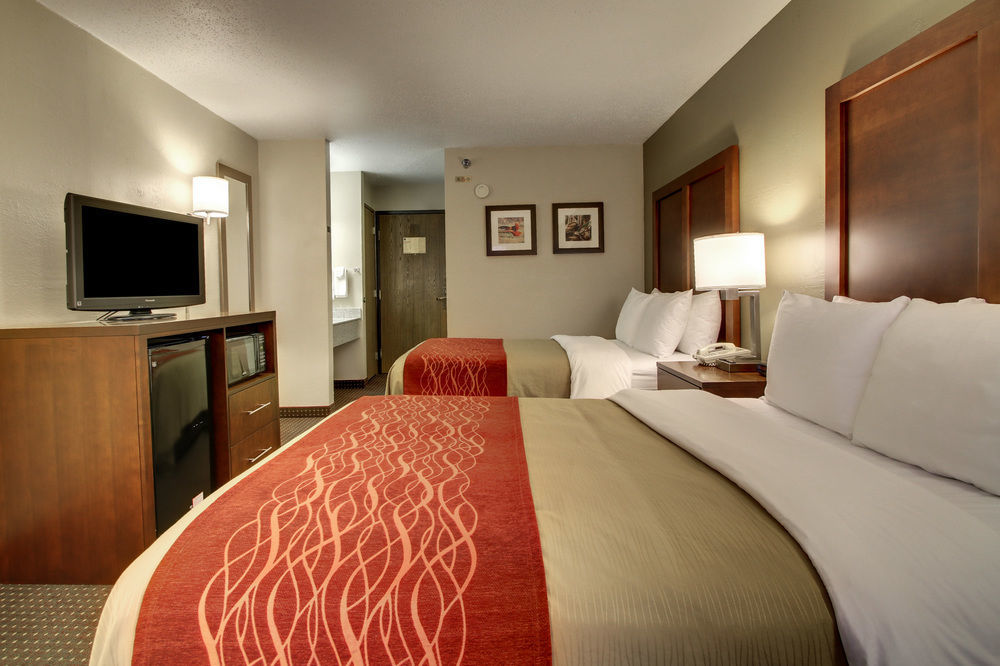 Quality Inn Waverly Exterior photo